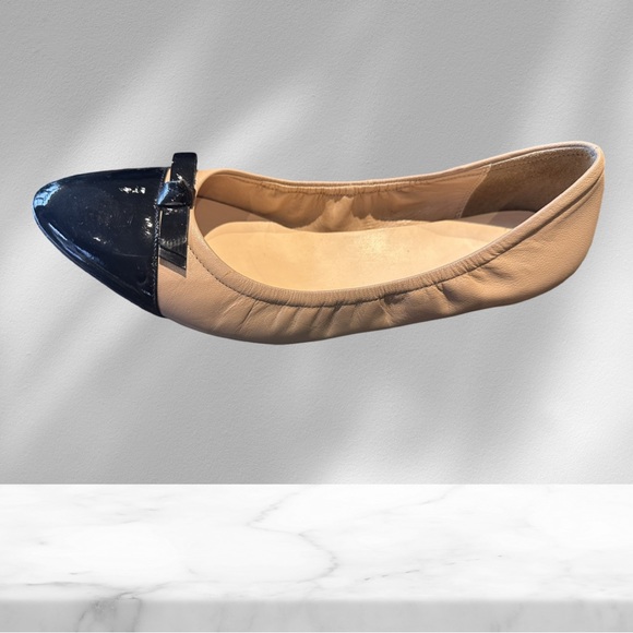 Cole Haan Taupe Stretch Ballerina Flats 9 1/2 B - Picture 2 of 8